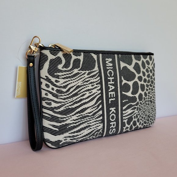 MICHAEL KORS Jet Set Charm Signature Logo Wristlet/Pouch- Black Multi - Picture 3 of 16